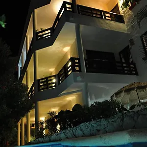 Casa El Moro Hotel Puerto Morelos